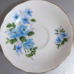 Vintage Queen Anne Bone China Saucer/Dessert Plate